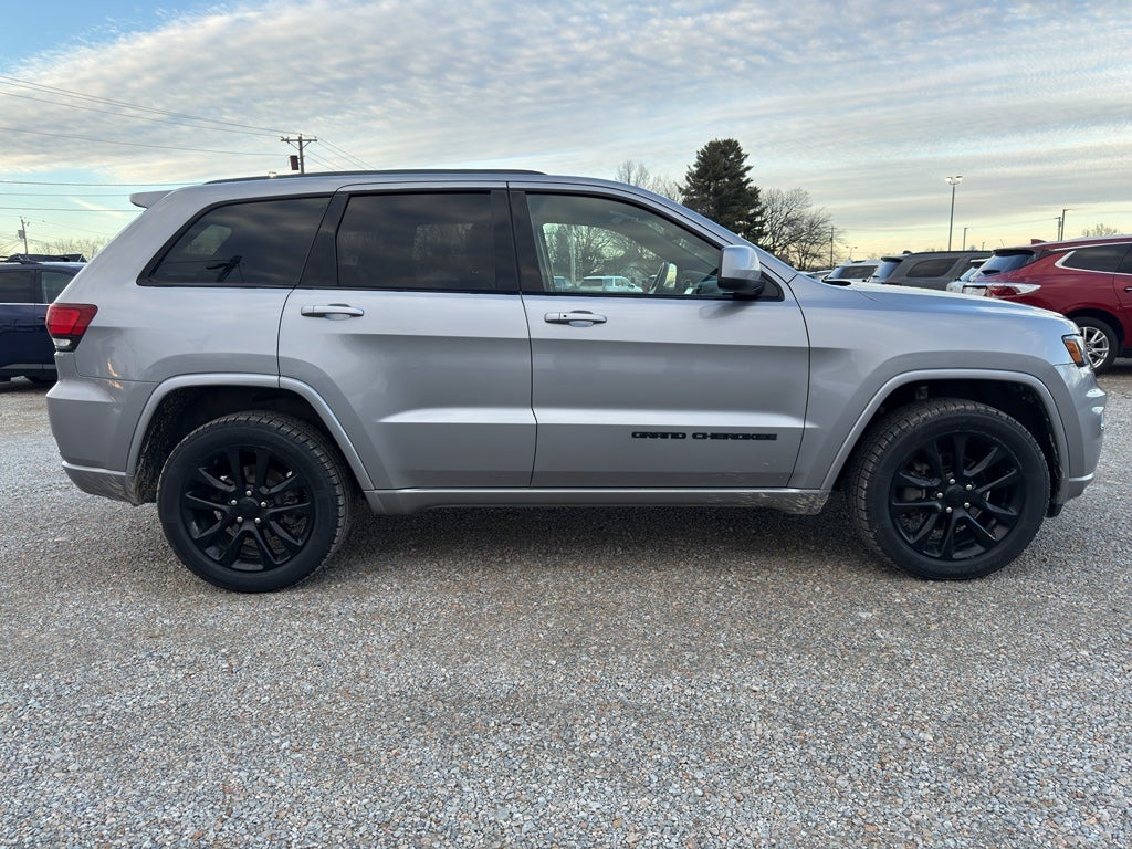 2020 Jeep Grand Cherokee Altitude