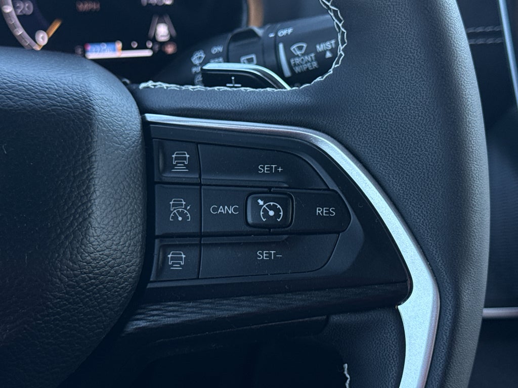 2025 Jeep Grand Cherokee Laredo X