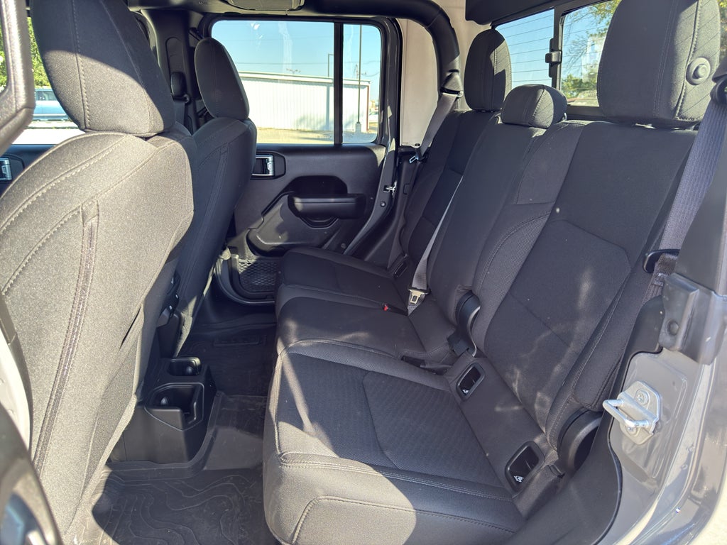 2022 Jeep Gladiator Sport S