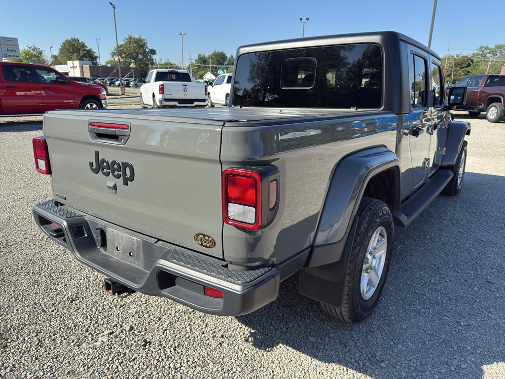 2022 Jeep Gladiator Sport S