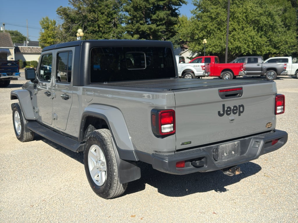 2022 Jeep Gladiator Sport S