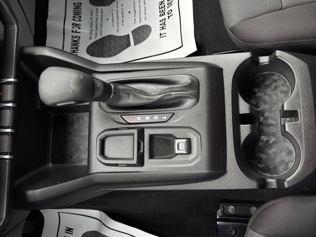 2024 Chevrolet Colorado WT