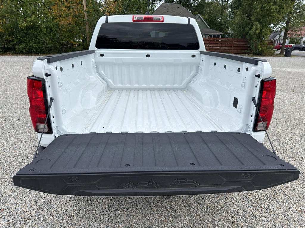 2024 Chevrolet Colorado WT