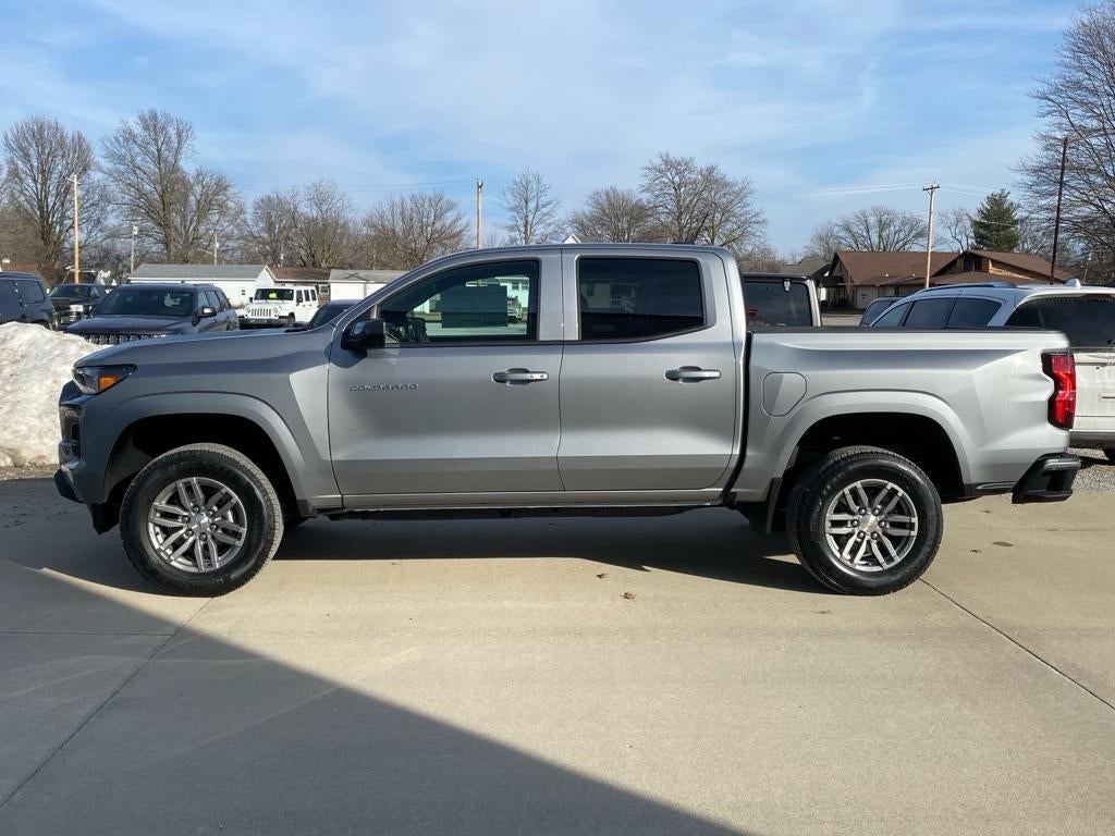2025 Chevrolet Colorado WT/LT
