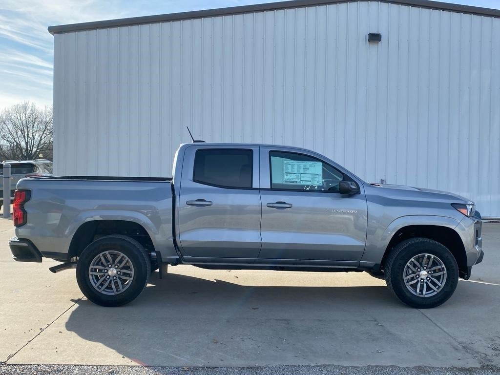 2025 Chevrolet Colorado WT/LT