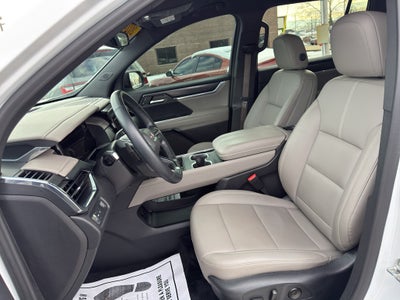 2024 GMC Acadia Elevation