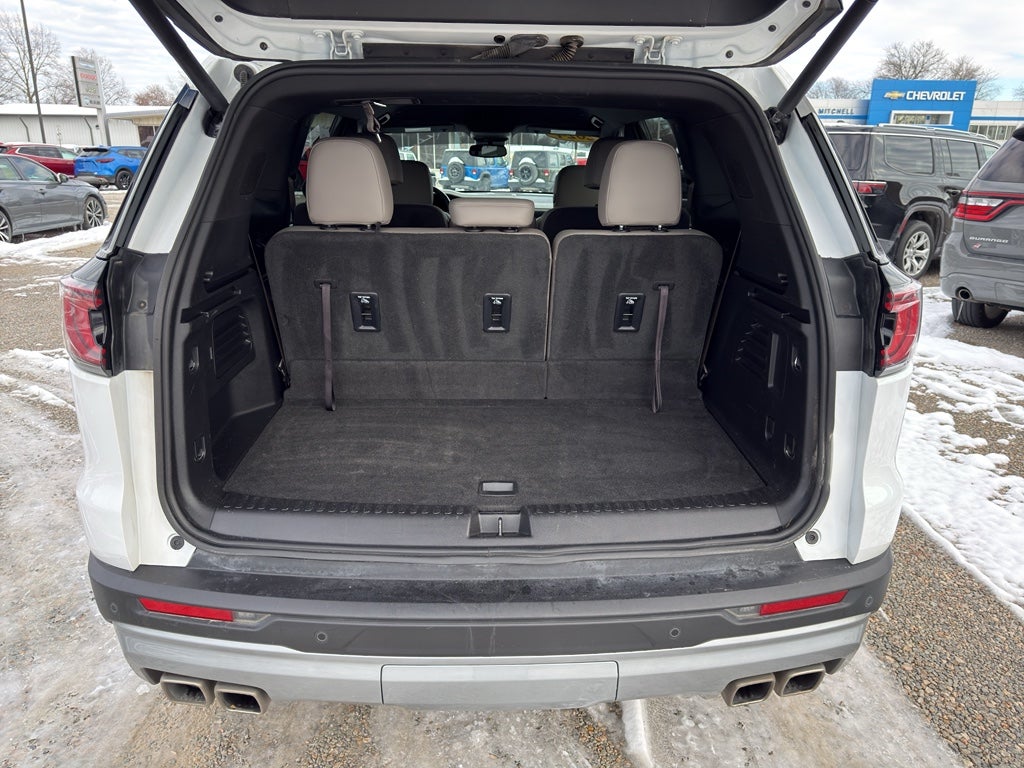 2024 GMC Acadia Elevation