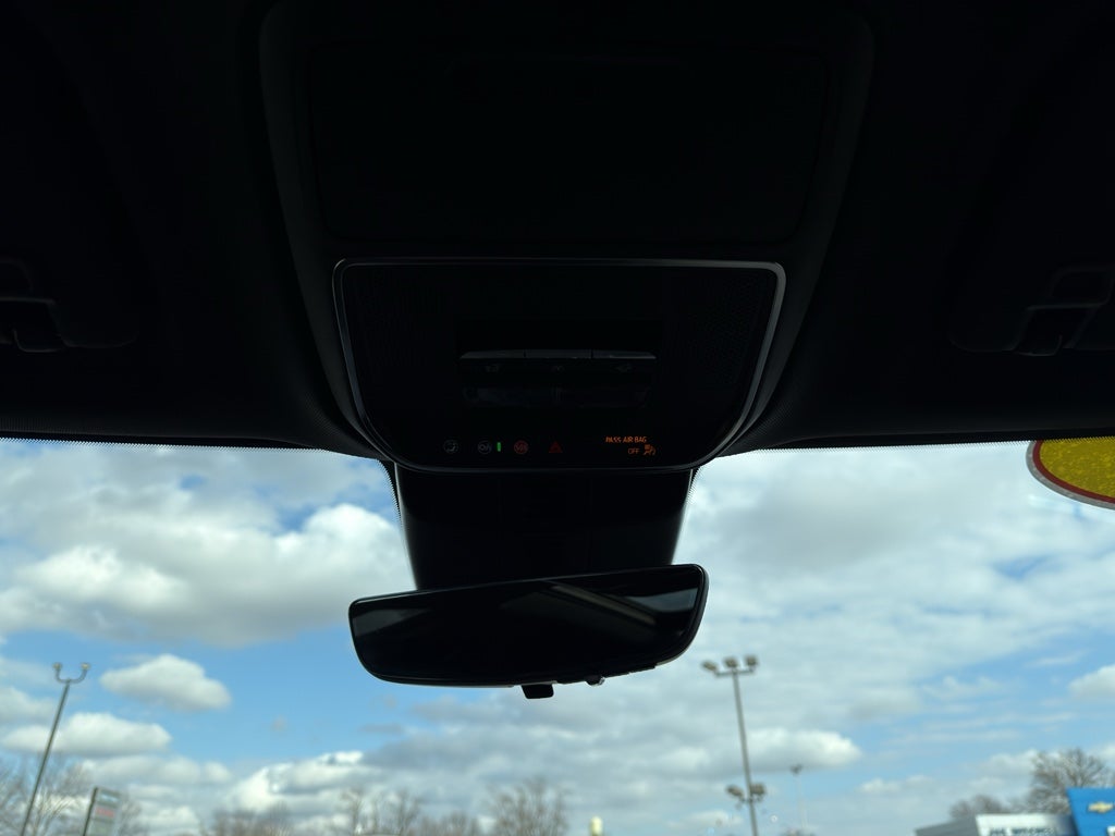 2025 GMC Acadia Denali