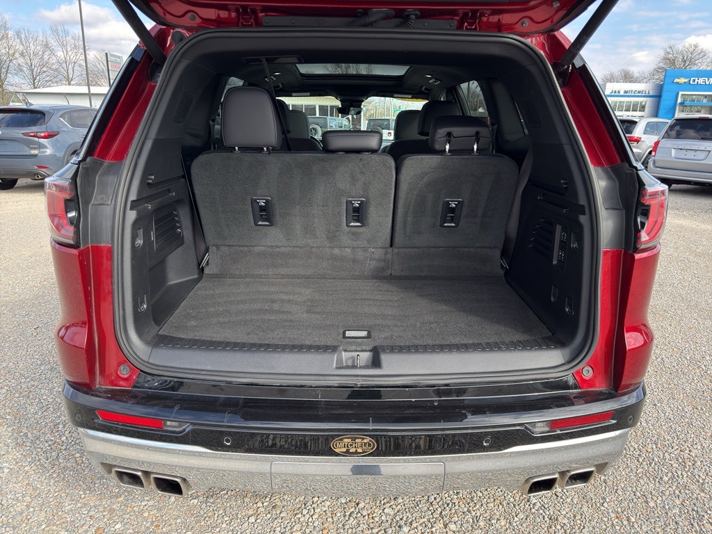 2025 GMC Acadia Denali