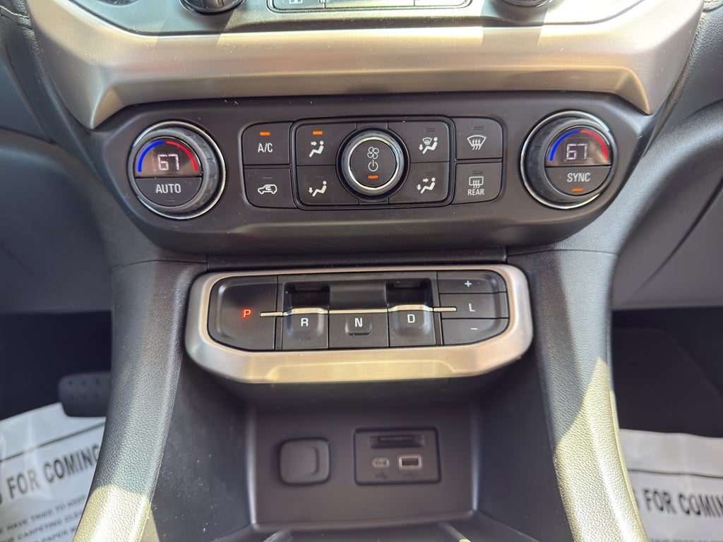 2020 GMC Acadia Denali