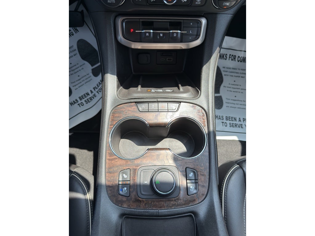 2020 GMC Acadia Denali