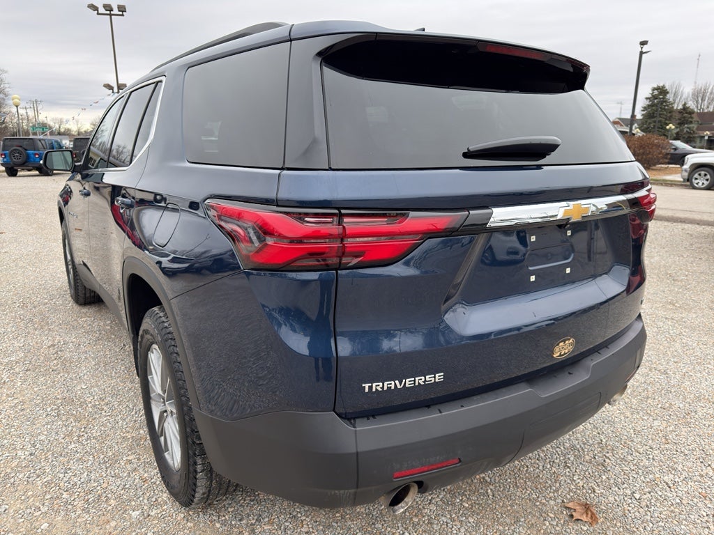 2023 Chevrolet Traverse LT Cloth