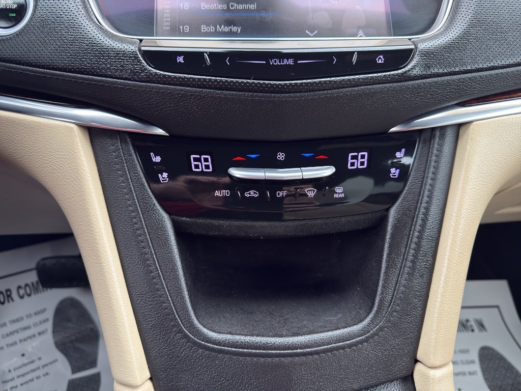 2017 Cadillac XT5 Premium Luxury FWD