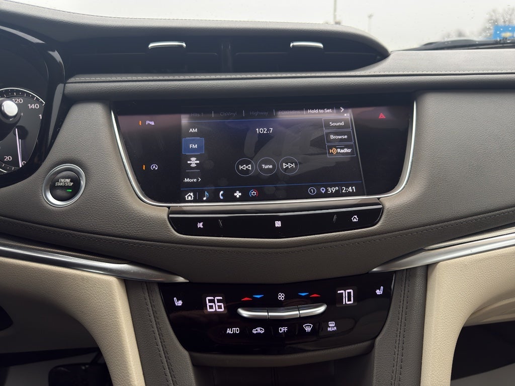 2020 Cadillac XT5 Premium Luxury