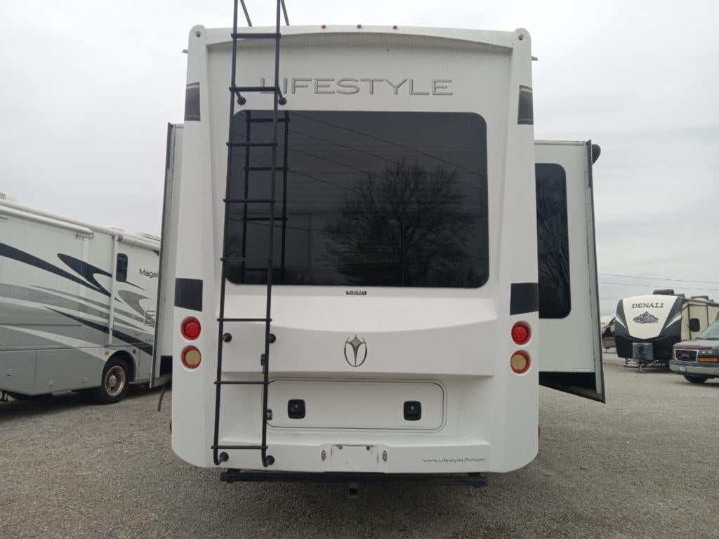 2013 LIFESTYLE LS32FW Base