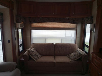 2013 LIFESTYLE LS32FW Base