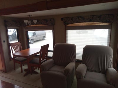 2013 LIFESTYLE LS32FW Base