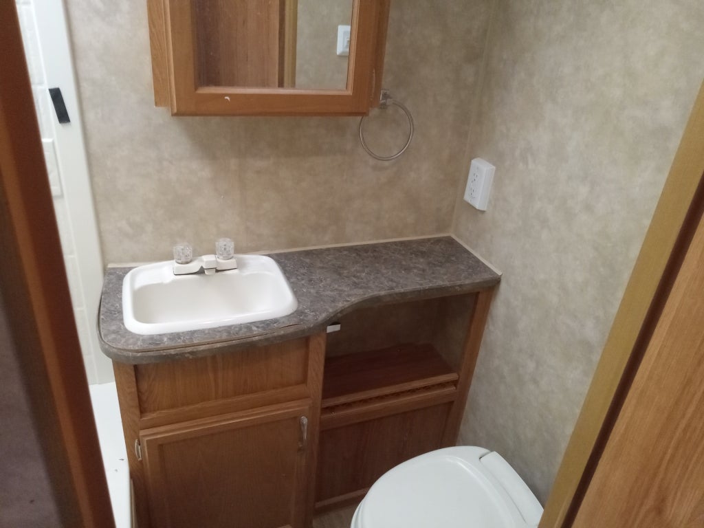 2010 JAYCO EAGLE Base