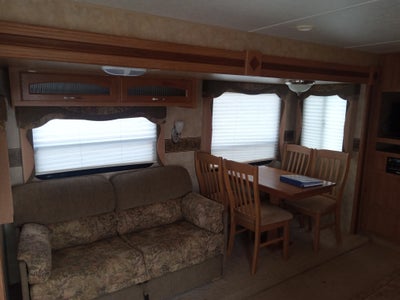 2010 JAYCO EAGLE Base