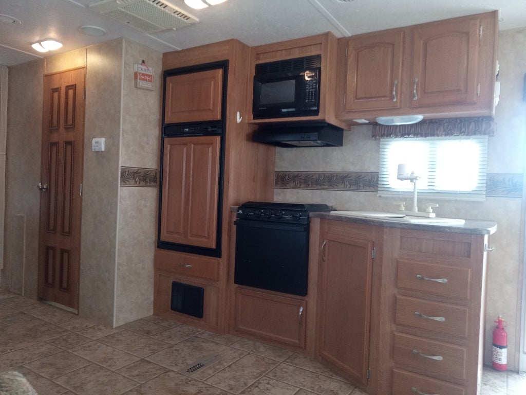 2010 JAYCO EAGLE Base