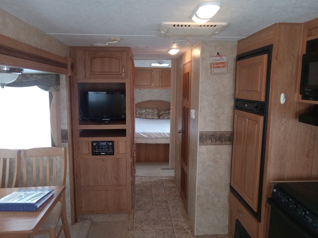 2010 JAYCO EAGLE Base