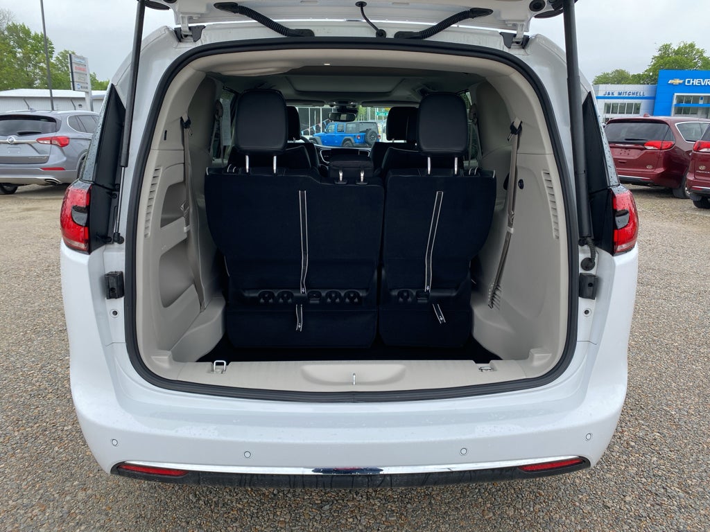 2024 Chrysler Pacifica Limited