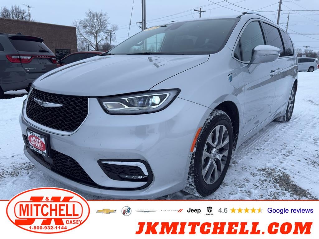 2024 Chrysler Pacifica Hybrid Pinnacle