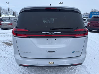2024 Chrysler Pacifica Hybrid Pinnacle