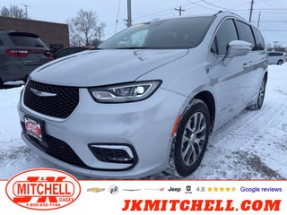 2024 Chrysler Pacifica Hybrid Pinnacle