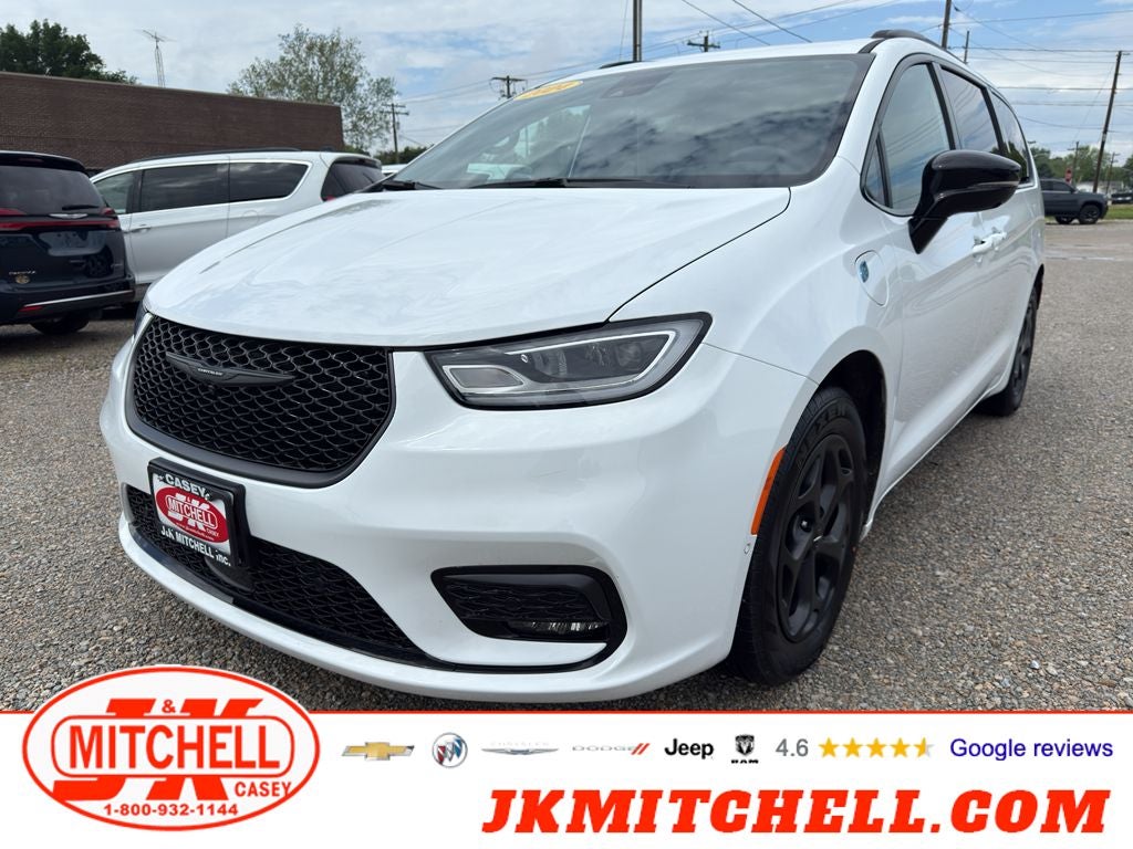 2024 Chrysler Pacifica Hybrid Premium S Appearance Pkg