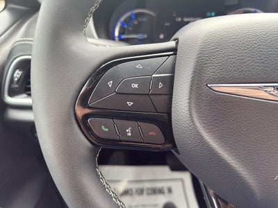 2024 Chrysler Pacifica Hybrid Premium S Appearance Pkg
