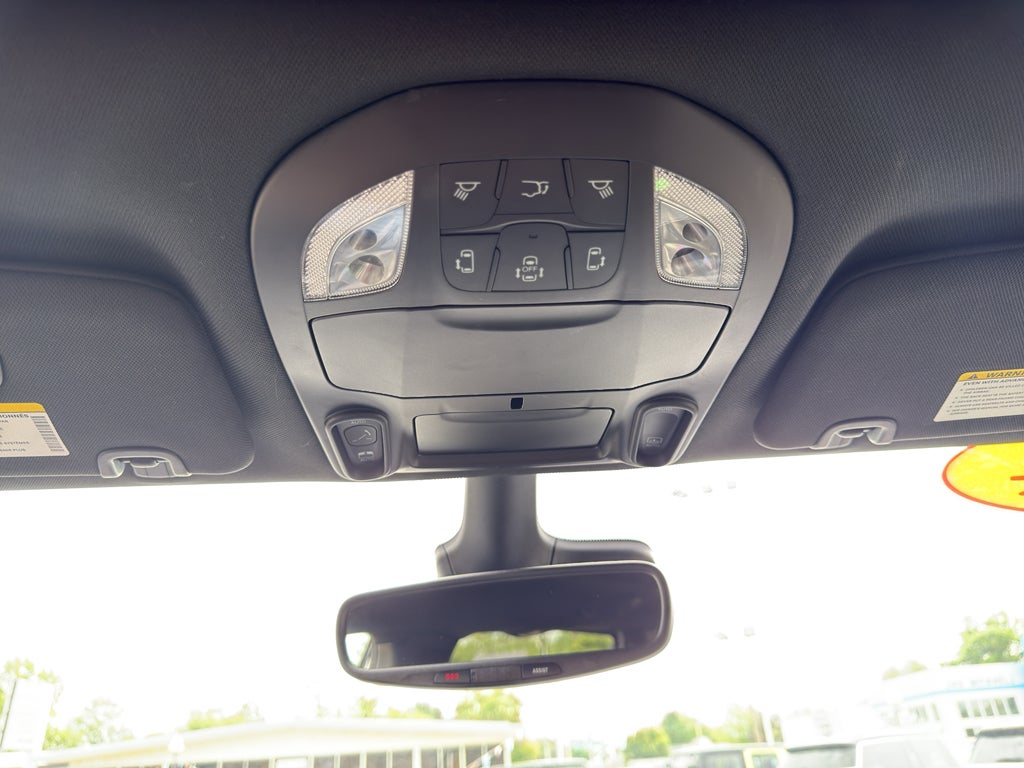 2024 Chrysler Pacifica Hybrid Premium S Appearance Pkg