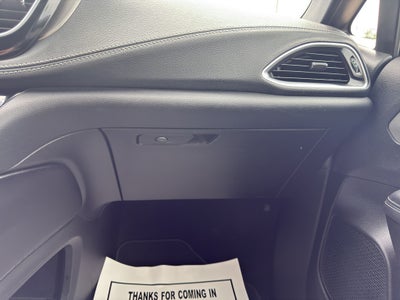 2024 Chrysler Pacifica Hybrid Premium S Appearance Pkg