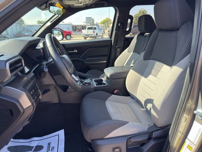 2024 Toyota Tacoma 4WD SR5