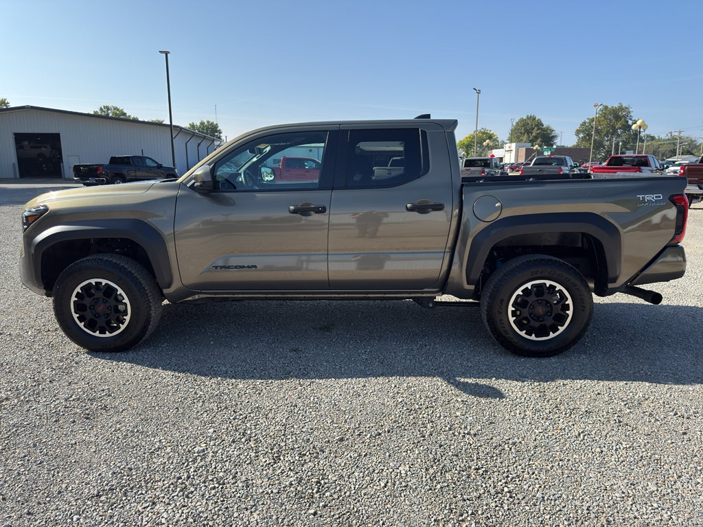 2024 Toyota Tacoma 4WD SR5