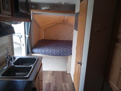 2007 HYBRID camper Base
