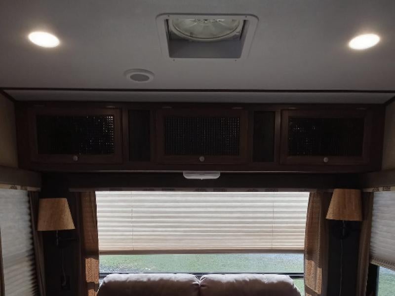 2017 SPRINTER 298 FWRLS Base