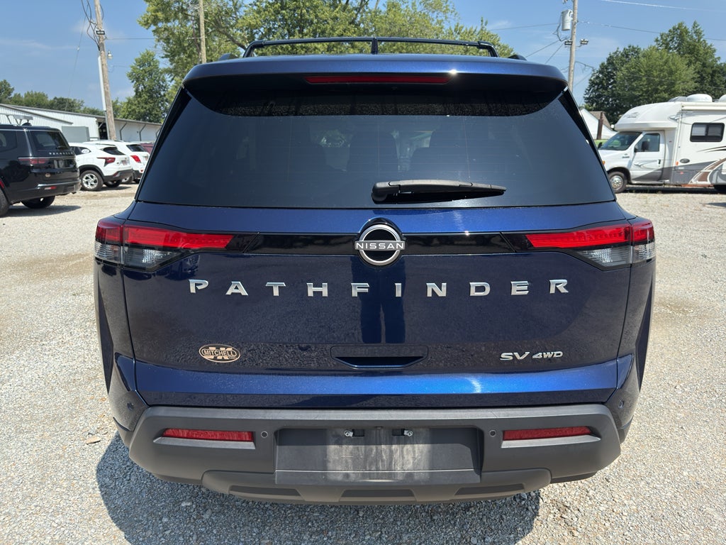 2023 Nissan Pathfinder SV