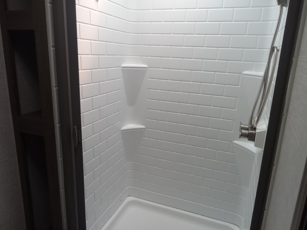 2021 FOREST RIV DELLA TERR Base