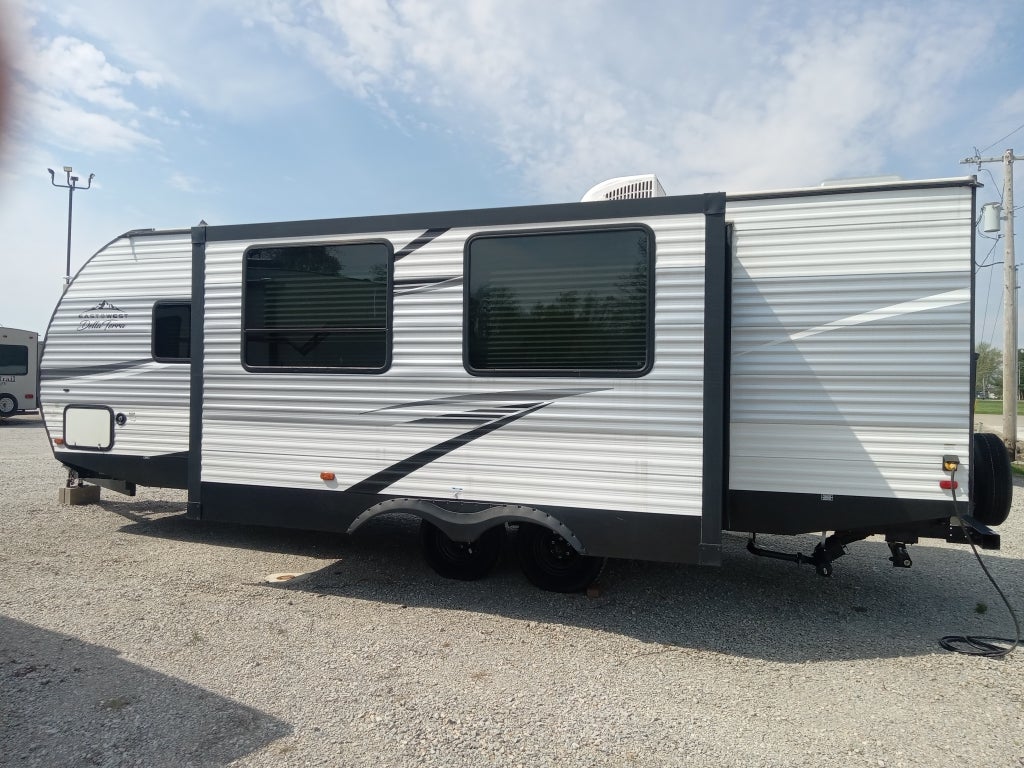 2021 FOREST RIV DELLA TERR Base