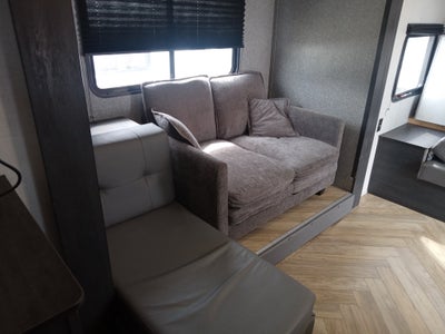 2022 FOREST RIV OZARK Base