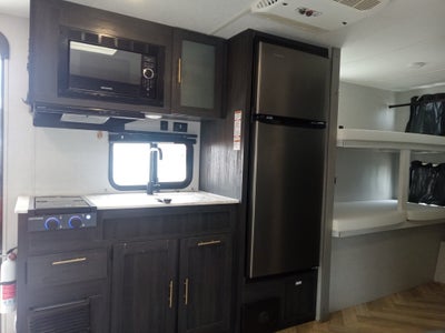 2022 FOREST RIV OZARK Base