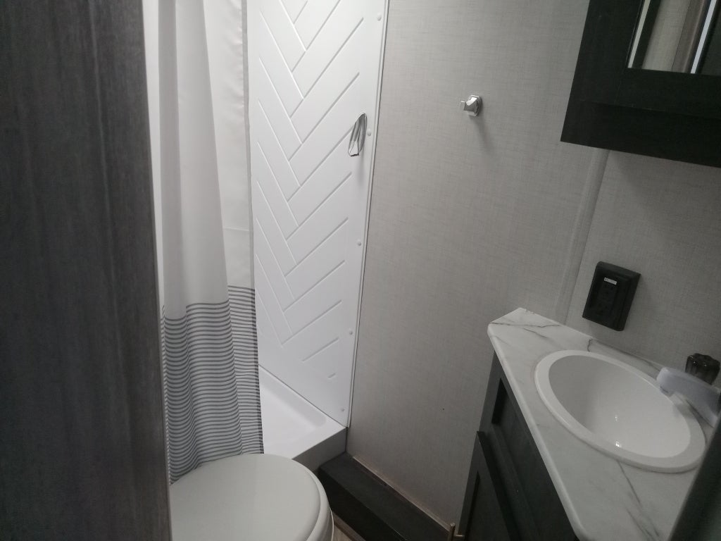 2022 FOREST RIV OZARK Base