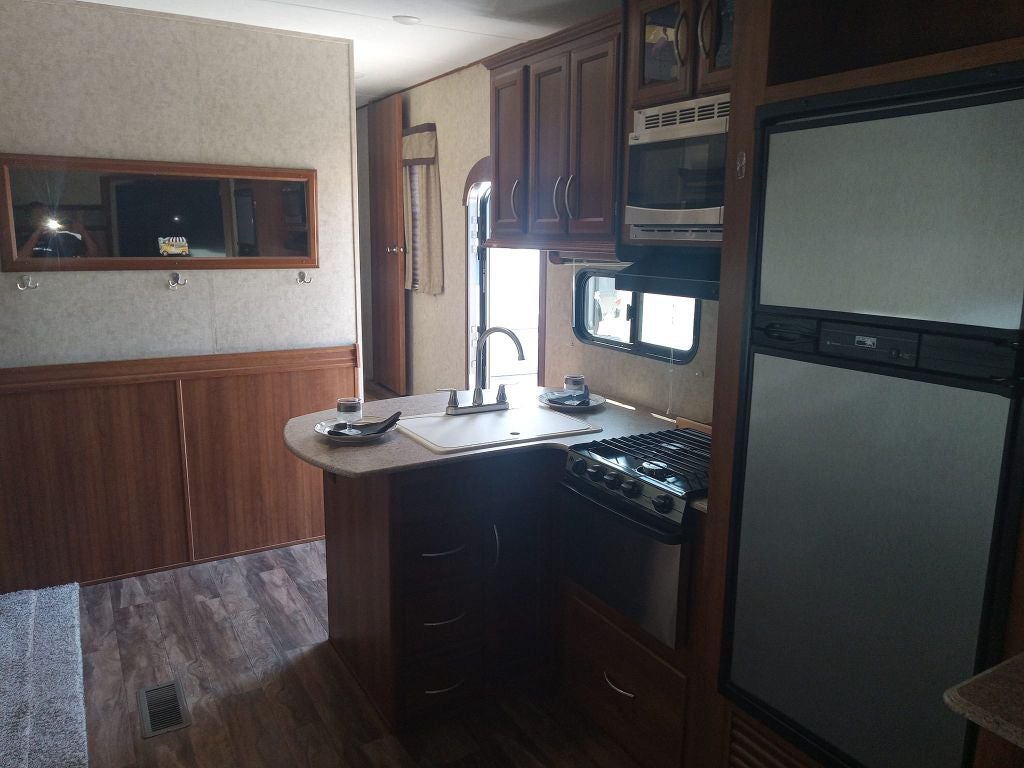 2017 FOREST RIV CRUSADER Base